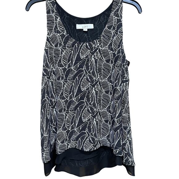 LOFT Tops - LOFT Tank Top Womens Size S Black White Leaf Print Sleeveless Blouse Layered Hem